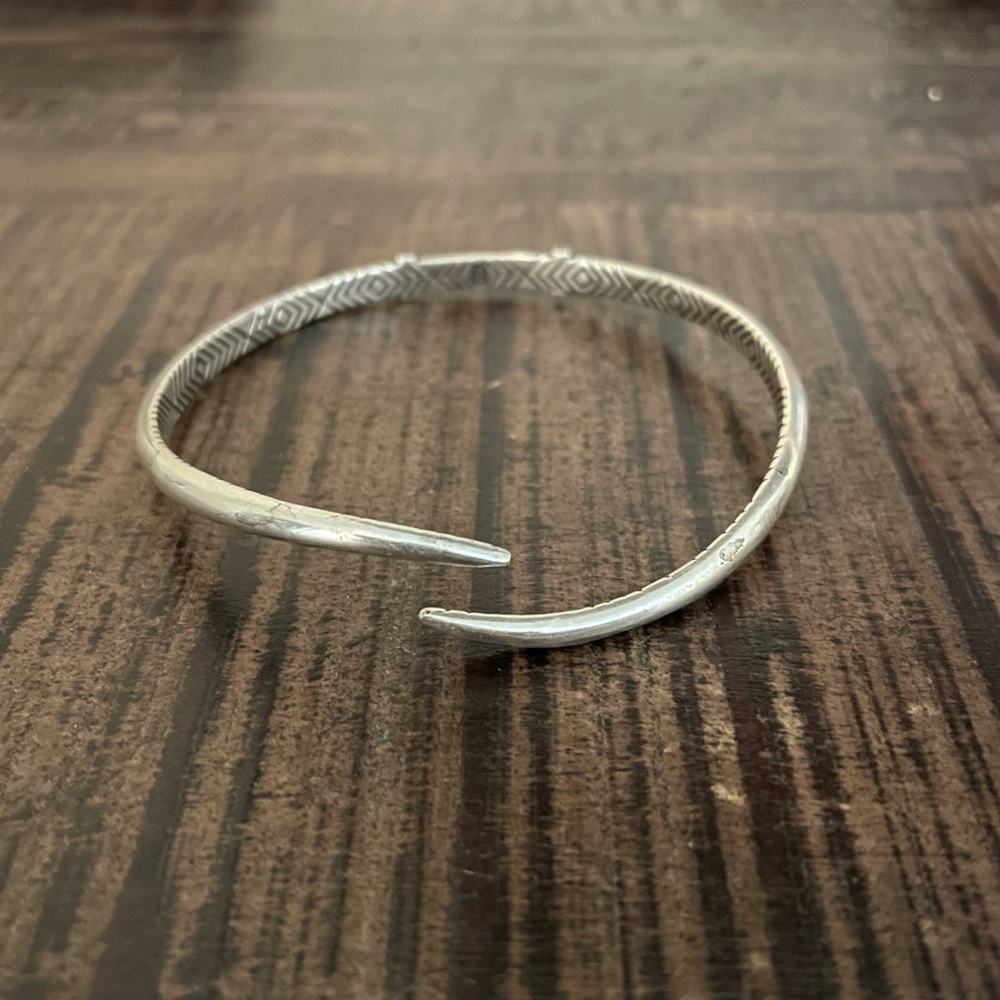 House of Harlow 1960 Arid Bangle